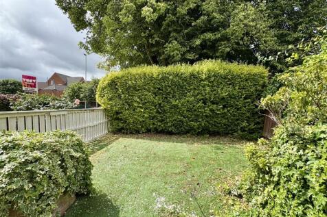 Gardens front &amp; side