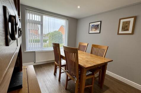 Fourth Bedroom/Reception Room