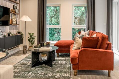 North Gate Park - Show homes front