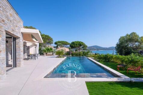 INFINITY POOL