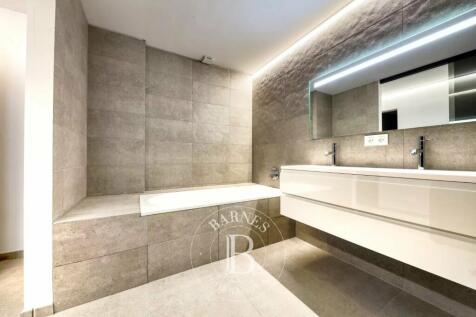 Bathroom Tile