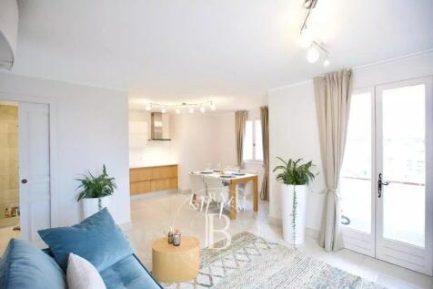 Independent apartment