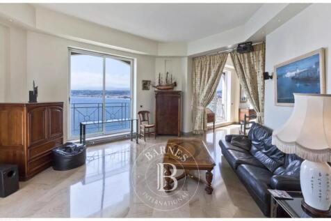 Living-room Tile