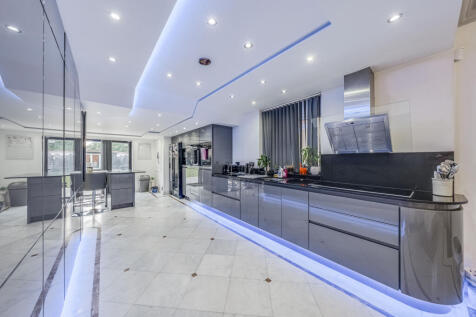 Property Image 112