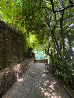 Villa garden acess
