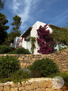 Villa gardens detail