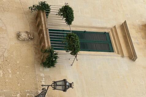 Lecce Details