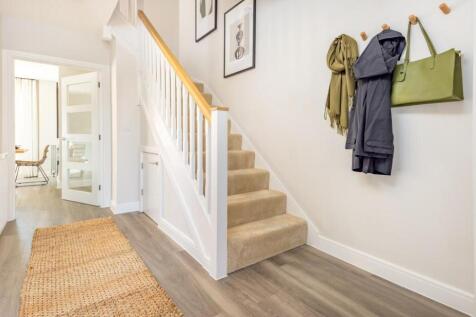 Dandara - The Acres - The Frogmore, Home 207