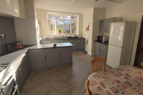 Communal Kitchen