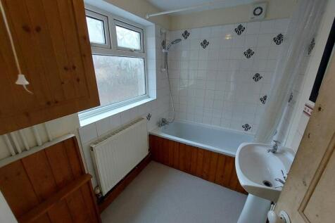 G/Floor Bathroom