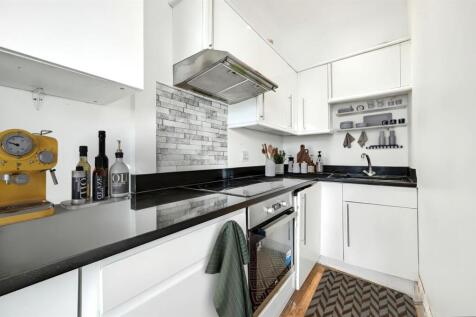 316agrove kitchen.jpg