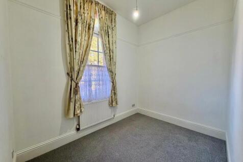 4A16467C-14FB-459...