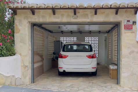Property Image 38