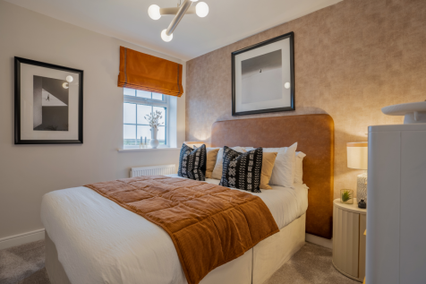 Clover-Bedroom-2