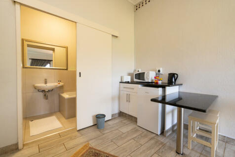 B&#43;B Kitchenette