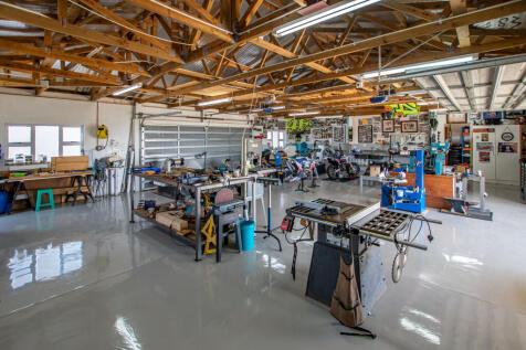 Huge workshop space