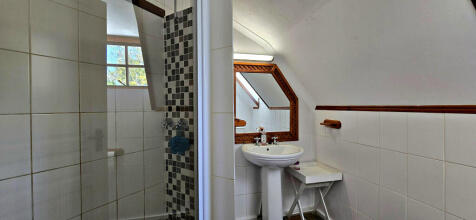 4th Bathroom