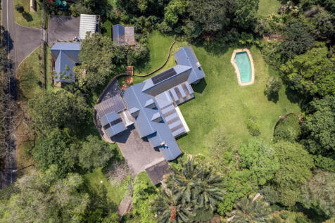 8714sqm of prime property within the Everton conservancy