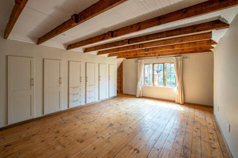Upstairs extra large bedroom 2 with plenty cupboard space