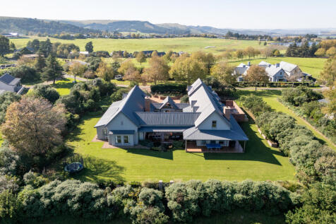 Gowrie Farm ...