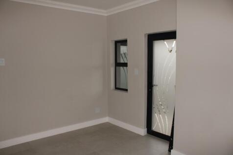 Entrance to Flatlet