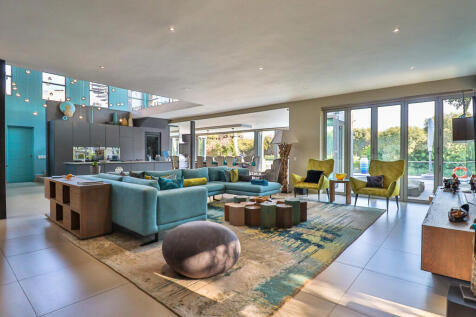 Main lounge