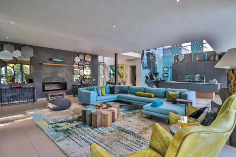 Main lounge