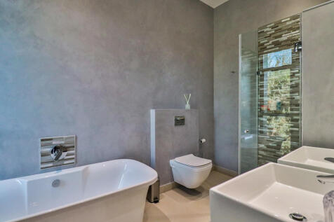Bedroom 2 en-suite