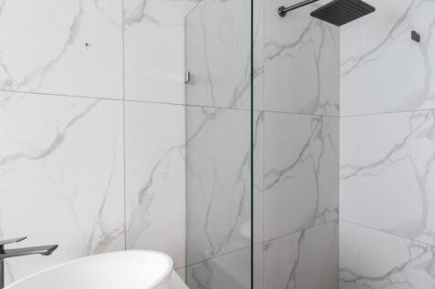 BEDROOM 1 EN-SUITE