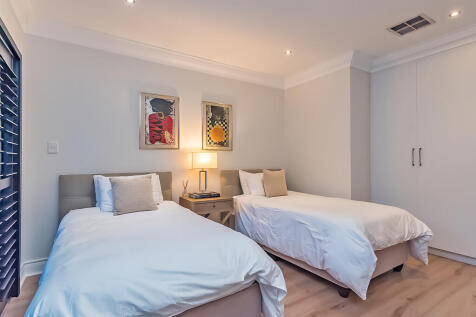 Guest bedroom