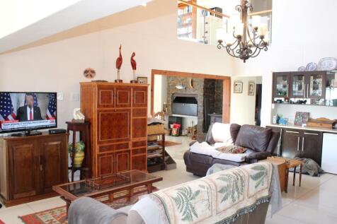 Lounge 2 - First Floor