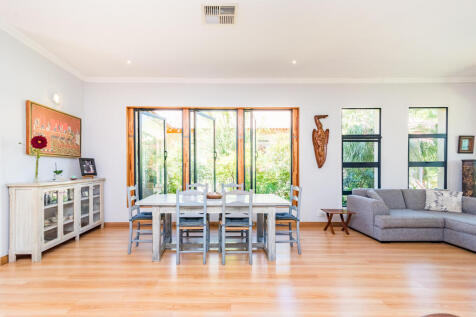 Open Plan Dining