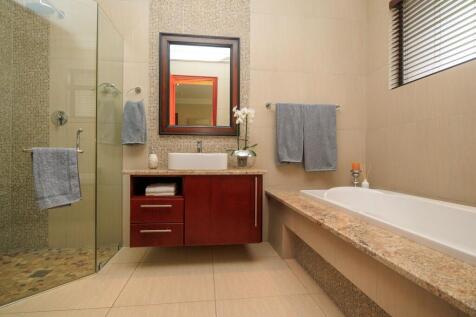 Bathroom 4 En-Suite