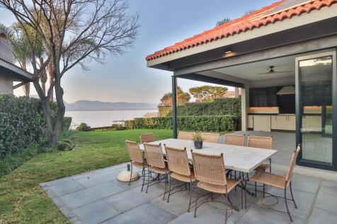 Outdoor patio