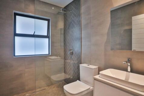 Bathroom 4