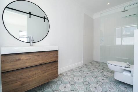 Bedroom 3 en-suite