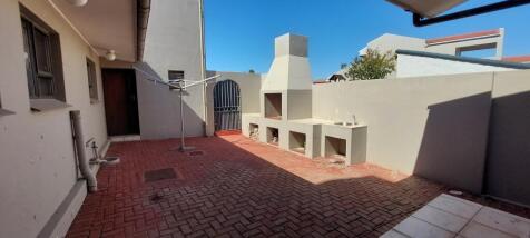 Outside braai
