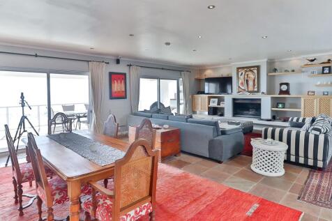 Residence upstairs