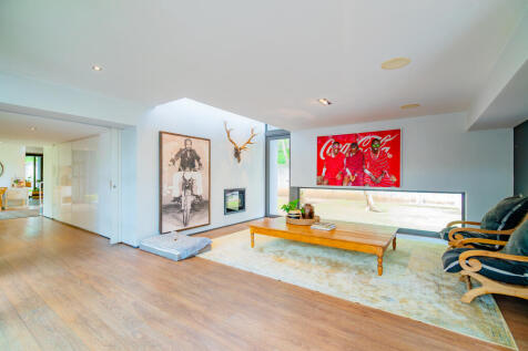 Lounge area