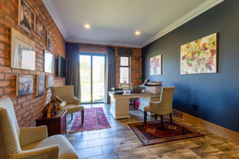 4th Bedroom or study