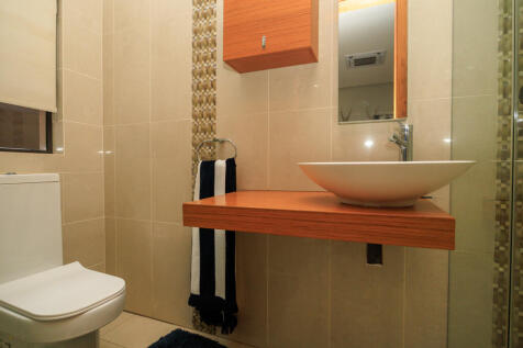 Bedroom 2 En-Suite