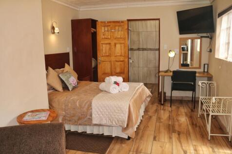 Unit 6 - Bedroom