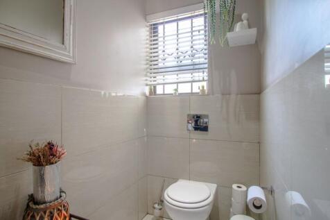 Guest Toilet