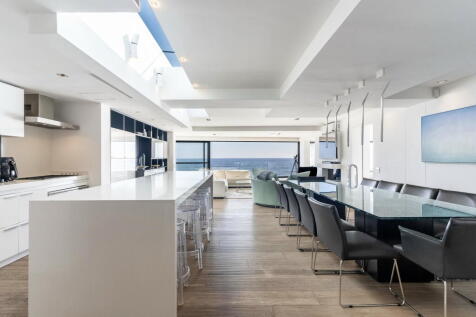 Dining onto Lounge