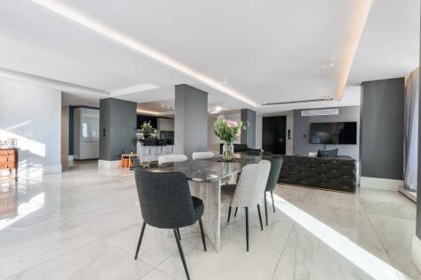 Dining onto Lounge
