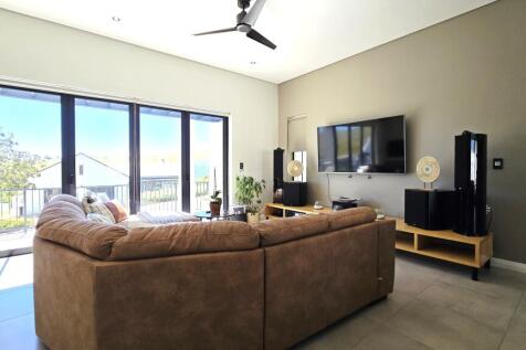 TV ROOM