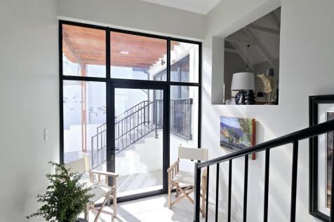 STAIRS LANDING
