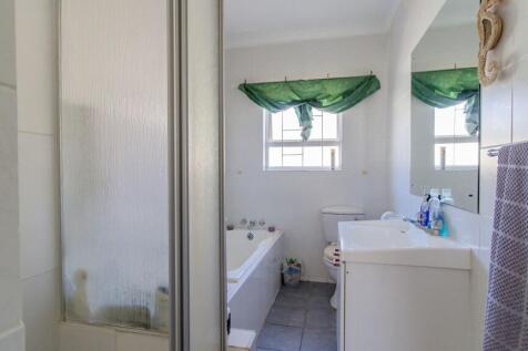 Bathroom - flatlet