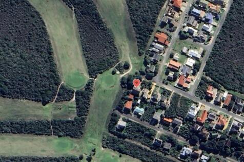 Situated next to Golf Course