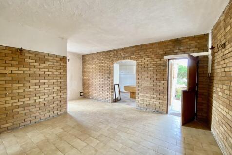 Front door opening to ground floor living area